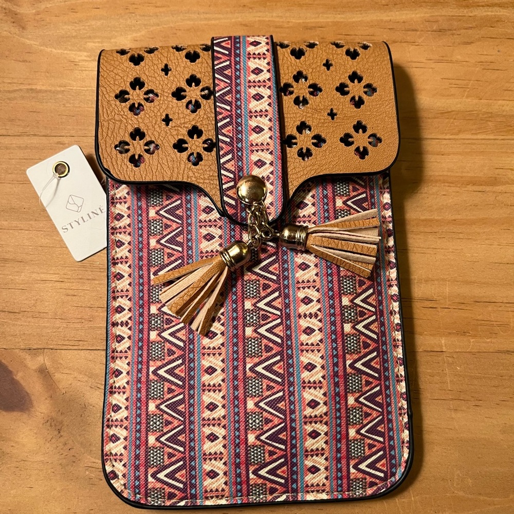 NWT Styline Crossbody